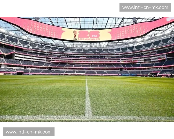 斯特拉斯堡主场两分钟内闪电扳平，半场1-1暂平巴黎圣日耳曼