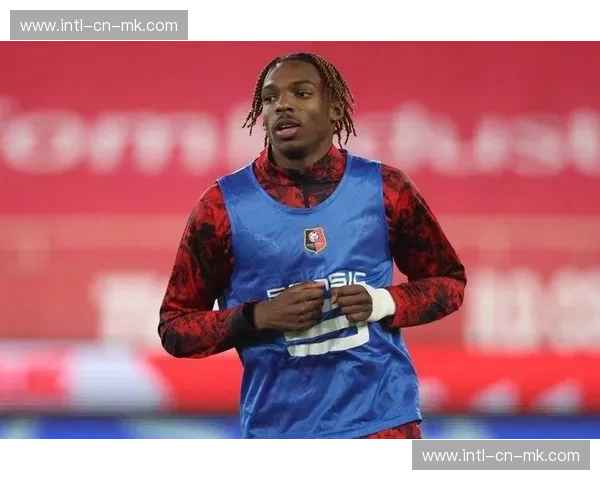 利物浦签下雷恩中卫雅凯，转会费总价达7200万欧元